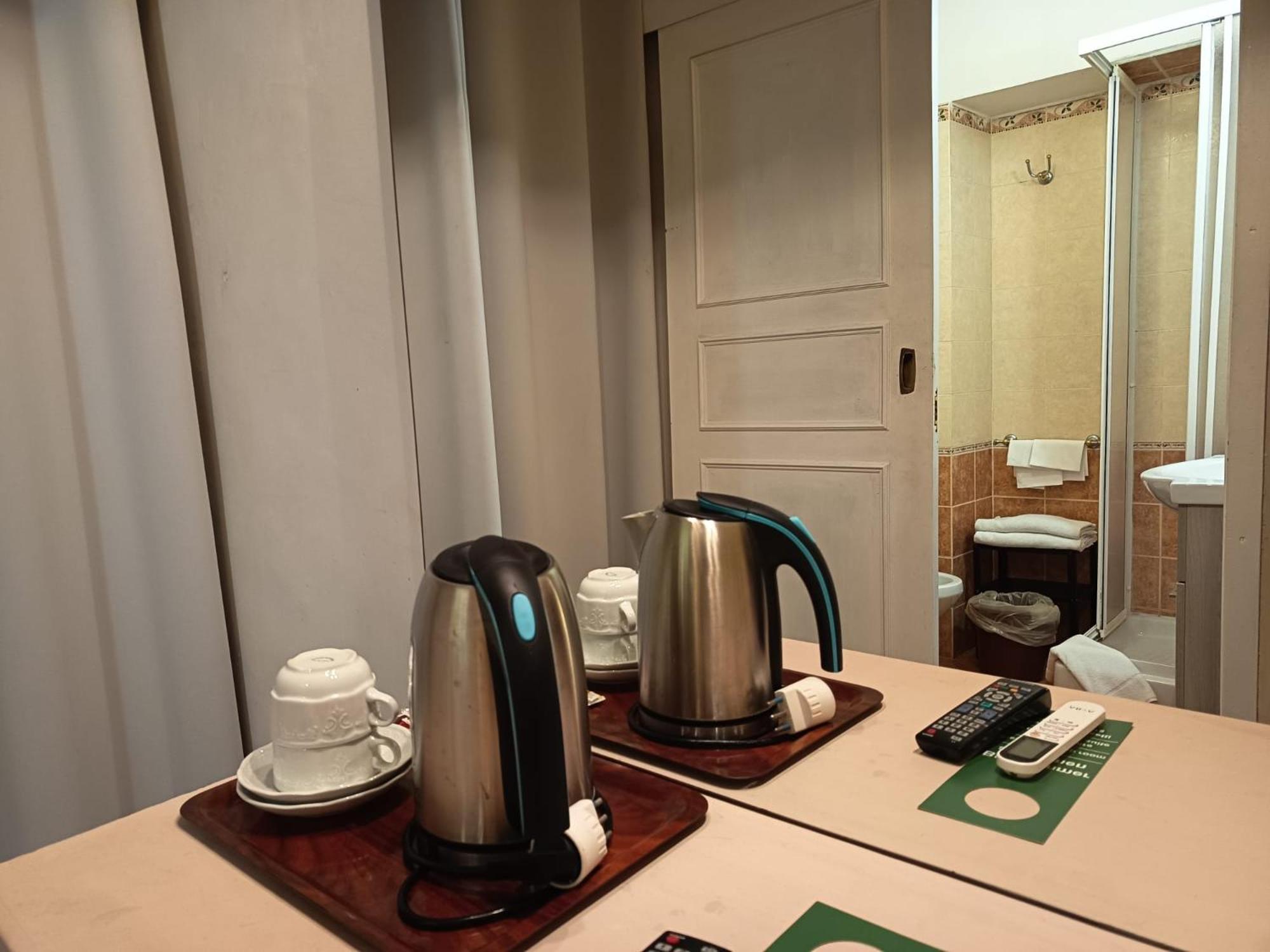 Hotel Julia Roma Esterno foto